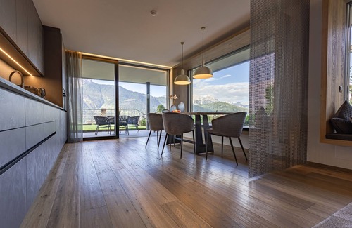 Valle San Silvestro Apartment | Golden Hill at the Gateway to the Dolomites. Apartment with panoramic view.