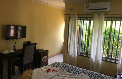 Kafue Cabin | Golden Hills Lodge