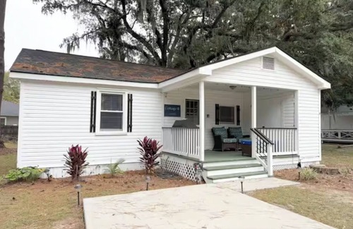 Beaufort Cottage | Golden Hollow Cottage - Sleeps 4
