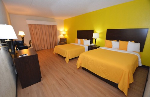 Wichita Hotel | Golden Hotel and Conference Centre