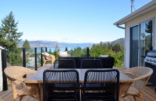 Okanagan-Similkameen Apartment | Golden Hour Cottage w/King Bed