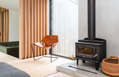 Red Hill House | Golden Hour - This beautiful and recently constructed home is in an beautiful Red Hill.