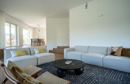 Ericeira House | Golden House