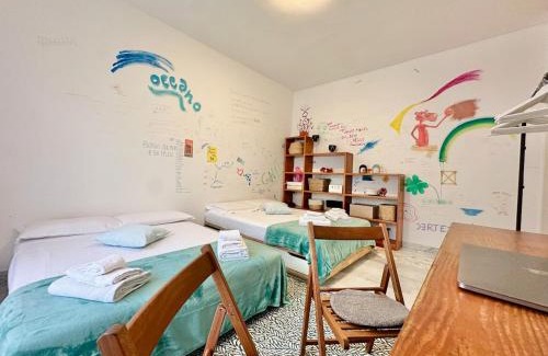 Casoretto Apartment | Golden Luxe - Graffiti House
