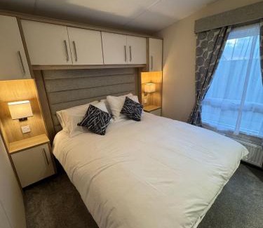 Chapel Saint Leonards Other | Golden Palm Resort - Sequoia Palm - Coastal Caravan Breaks