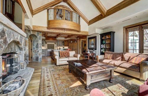 Golden Peak Apartment | Golden Peak Luxury 4 BR Penthouse - Ski-in Ski-out