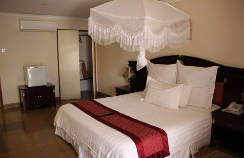 Choma Hotel | Golden Pillow Choma