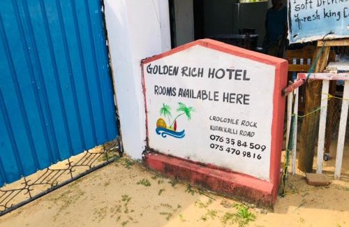 Pottuvil Division 2 House | Golden Rich Hotel