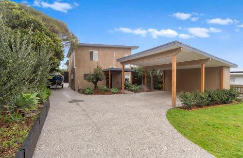 McCrae House | Golden Sands