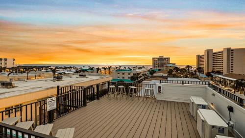 Siesta Key House | Golden Set
