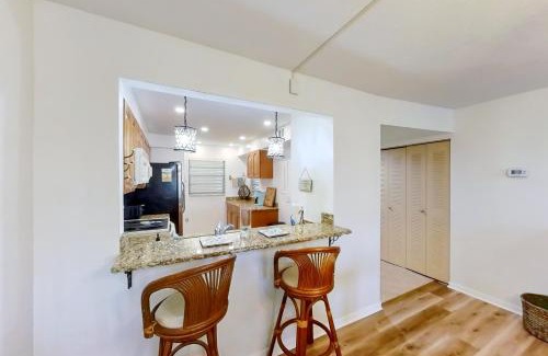 Indian Shores Apartment | Golden Shores 407