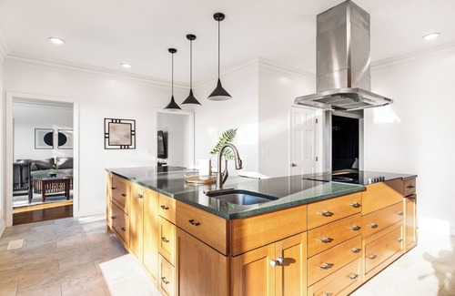 Trenton House | Golden Sunsets over Mountains- Luxury 4BR Home w/Theatre near Cloudland &Chatt