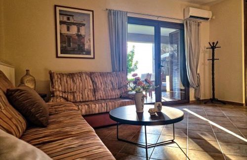 Kato Samiko Apartment | Golden View Apartment 1