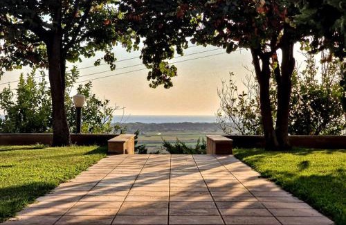 Kato Samiko House | Golden View Apartment 2