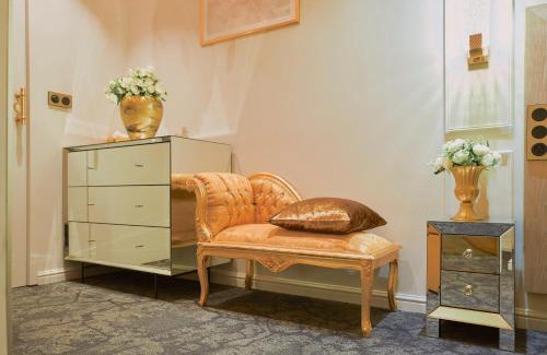 Centre Ville Apartment | GoldPearl Amiens Suite LuxeDouche Sensorielle Hyper Centre