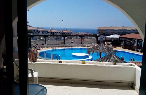 Complejo turistico Amarilla Golf Apartment | Golf and sea apartment, in lovely complex , heated pool and wifi.