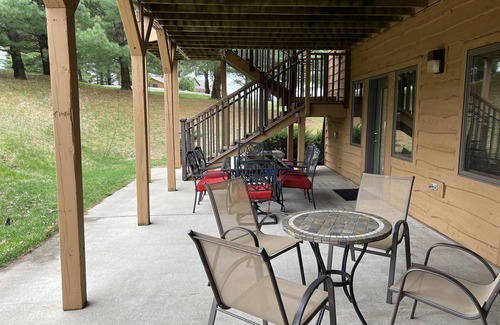 Arkdale Condo | Golf Cart available! Gorgeous Golf & Lake Condo with heated pool