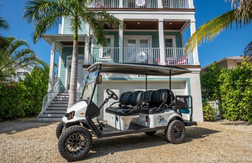 Bradenton Beach House | Golf Cart Included, Close to Beach, Pool Slide Spa, Elevator