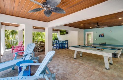Bradenton Beach House | Golf Cart Included, Close to Beach, Pool Slide Spa, Elevator