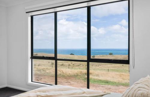 San Remo House | Golf Club Mystic Tides by Ready Set Stay