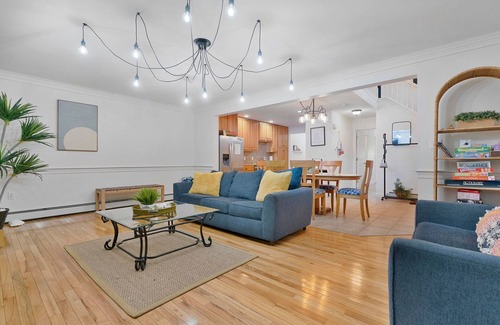 Old Orchard Beach House | Golf & Coast Getaway – 3BR Tranquil Retreat