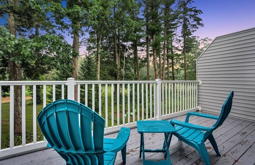 Old Orchard Beach House | Golf & Coast Getaway – 3BR Tranquil Retreat