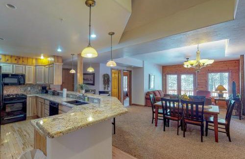 Pagosa Springs Apartment | Golf Course Bad Boy