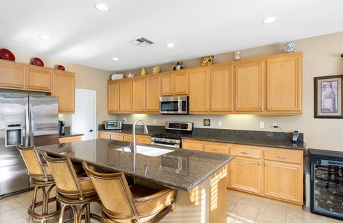 Indio House | Golf Course Oasis, Pool, Spa, Games, Walk to Festivals, Pet Friendly.