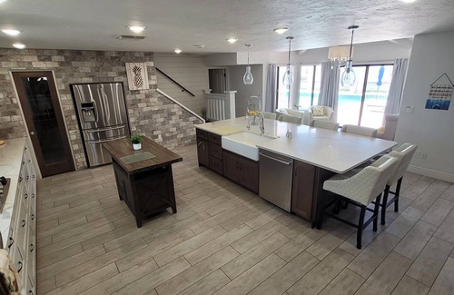Lake Havasu City House | Golf Course Retreat Pool, Games, HotTub, 6 Bathrooms, Huge off street parking !