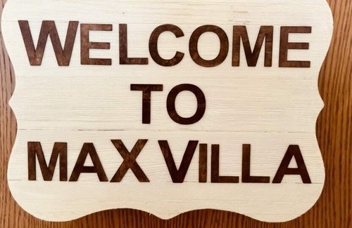 Baileys Harbor Condo | Golf course views - Max Villa