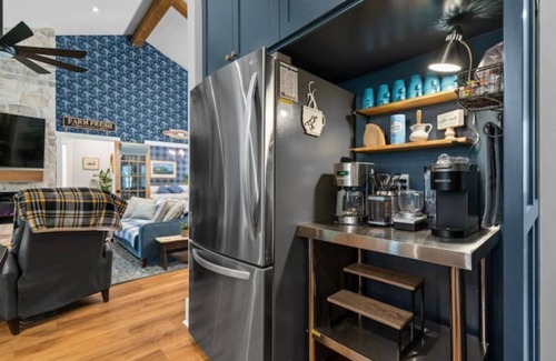 Hot Springs Village House | Golf Front, Putting Green, Tree Top Views