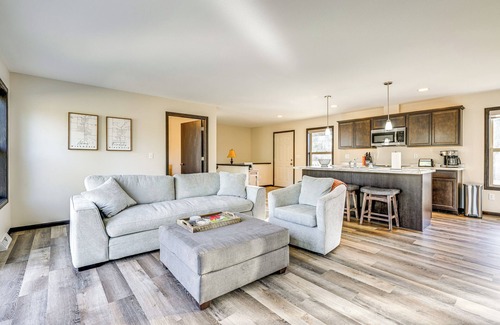 Friendship House | Golf, Hike & Boat: Home w/Fire Pit in Friendship