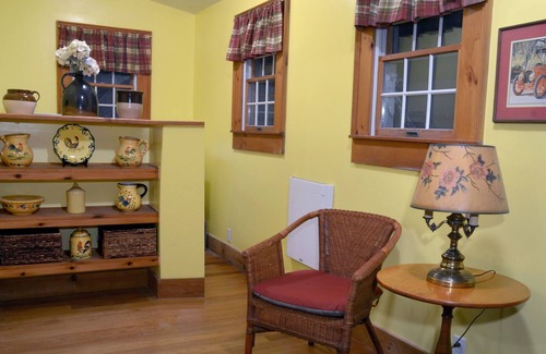 Roxbury House | GOLF, HIKE, SKI, PERFECT FOR WEDDING GUESTS