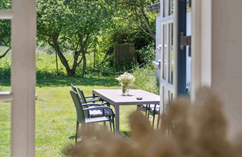 Østerskov House | Golf holiday in thatched house near Langeland
