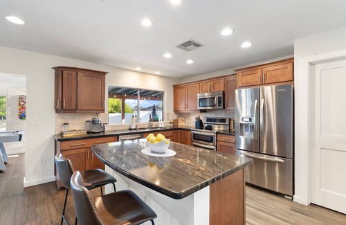 La Paz At Desert Springs House | Golf & Kierland Escape Pool + Dog-Friendly Yard