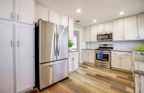 Green Valley North House | Golf, Shop & Explore: Sleek Getaway in Henderson!