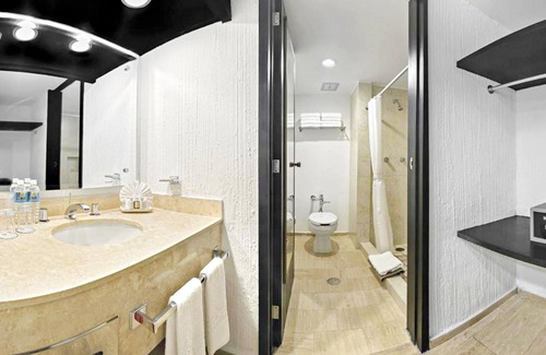 Zona Dorada Condo | Golf, shop & more! Your Ideal Mazatlan Condo Resort