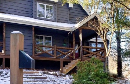 White Haven House | Golf/Ski destination on beautiful Jack Frost Mountain - Poconos