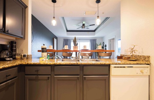 Reunion Apartment | Golf View - Reunion Escape for 4