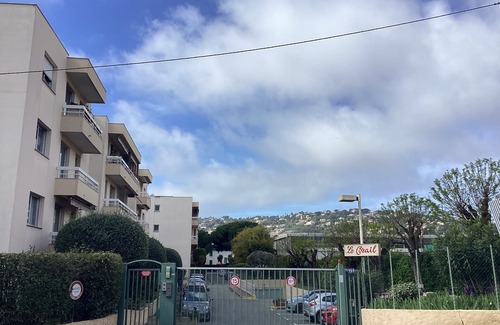Golfe Juan Apartment | Golfe Juan - Plages A Pied- 2pièces 40m2/terrasse SUD 12m2
