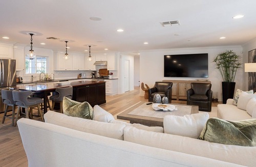 South Scottsdale Villa | Golfer's Dream- chipping, putting, bunkers and more!