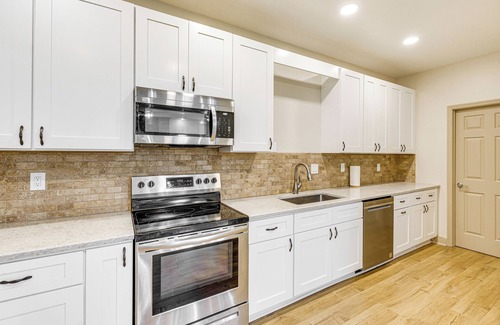 Cedartown Apartment | Golfer's Paradise: Meadow Lakes Manor Retreat!