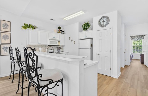Sunset Beach Condo | Golfers Delight on Sandpiper Bay Golf Course 3 BR condo in tranquil Sunset Beach