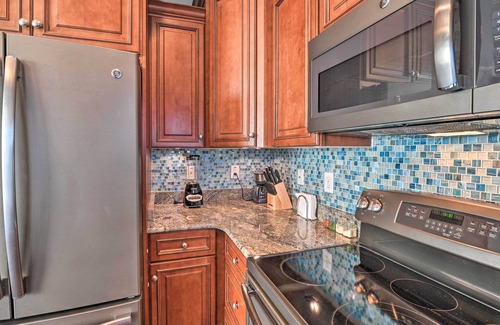 Red Hill House | Golfer’s Paradise in Myrtle Beach w/Balcony!
