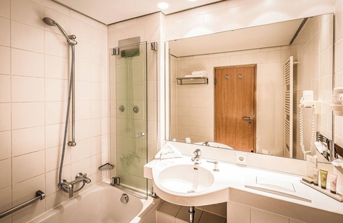Bad Vilbel Hotel | Golfhotel & Restaurant Lindenhof