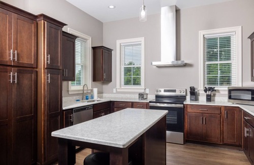 Avoca Villa | Golfing Paradise, Arnold Palmer Signature Golf Community, Luxury 4 BD, Villa 116