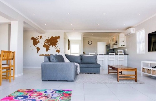 Shelley Point House | Golfing paradise at the beach