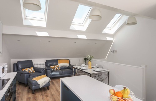 Criccieth Cottage | GOLYGFA'R GASTELL/CASTLE VIEW, country holiday cottage in Criccieth