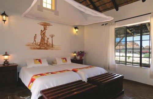 Fish River Canyon Cabin | Gondwana Canyon Village