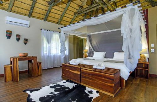 Namibia Cabin | Gondwana Hakusembe River Lodge